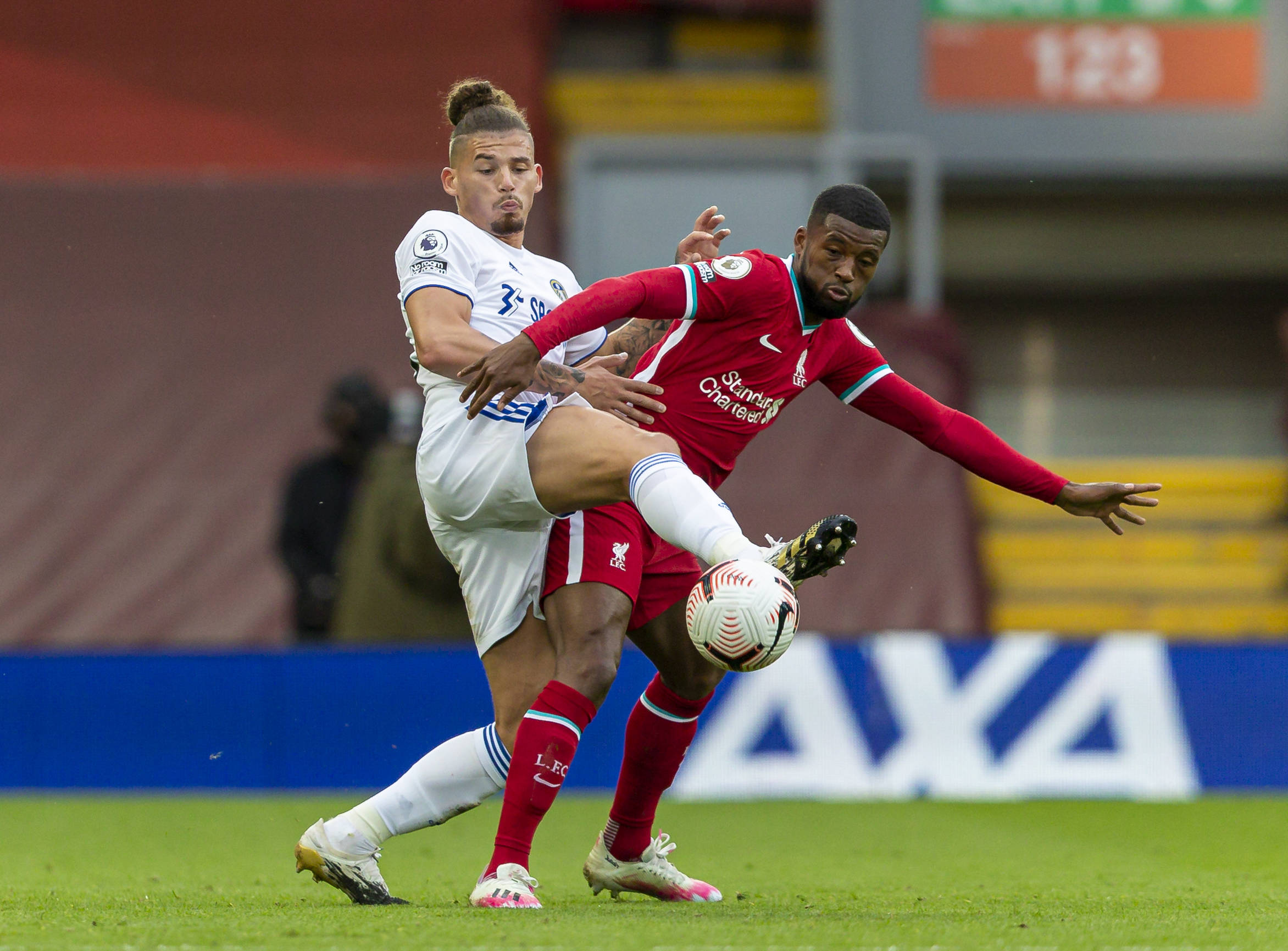 力更是不容 力更是不容